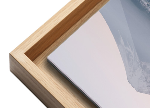 Wooden Shadowgap-frame Oak